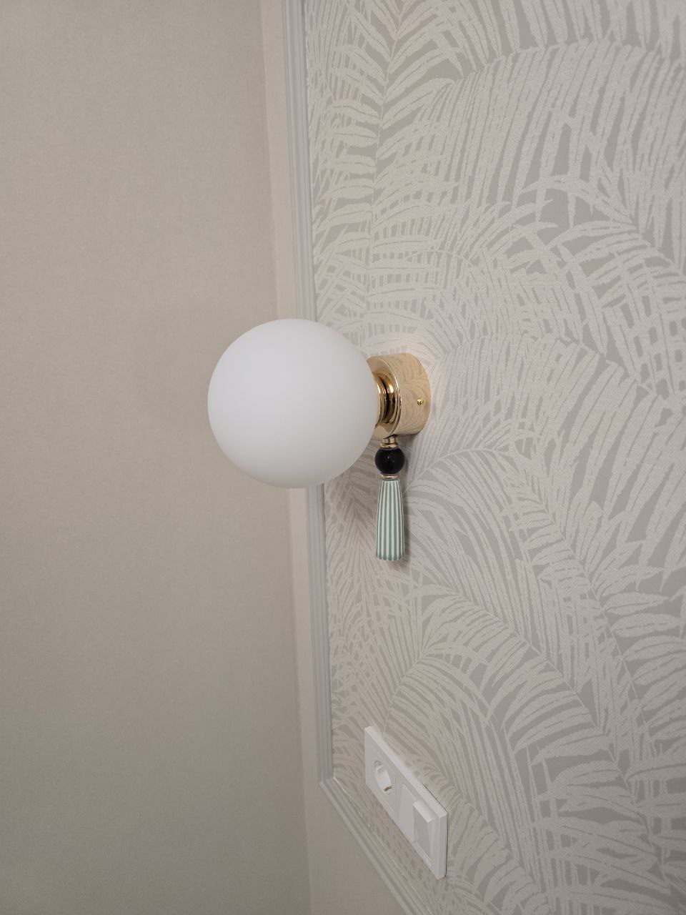 Бра Odeon Light Exclusive Modern Palle 5405/1W фото в интерьере